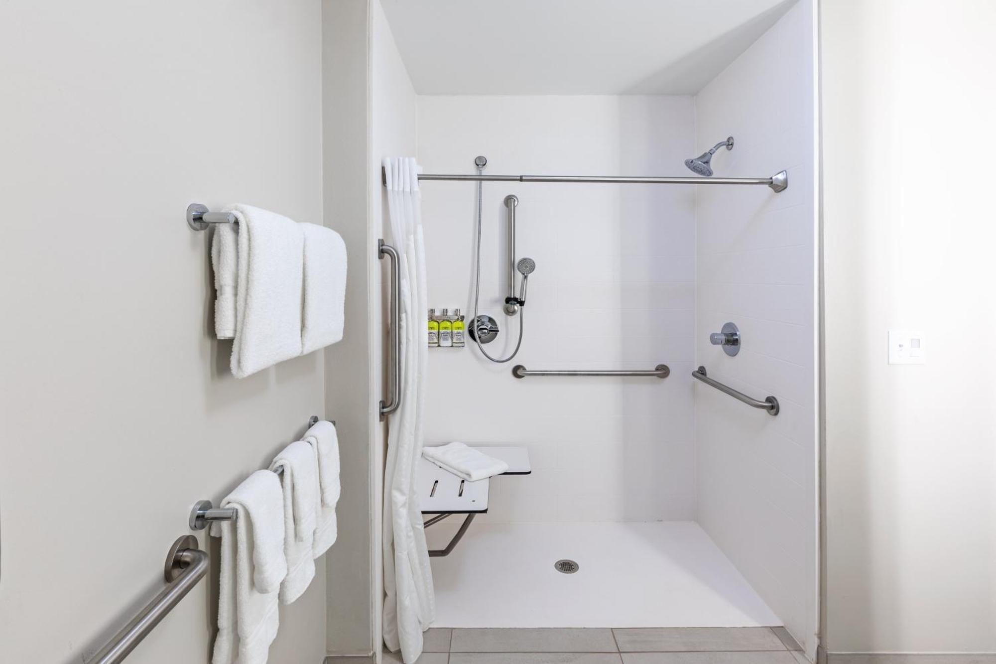 Holiday Inn Express & Suites Purcell By Ihg Экстерьер фото
