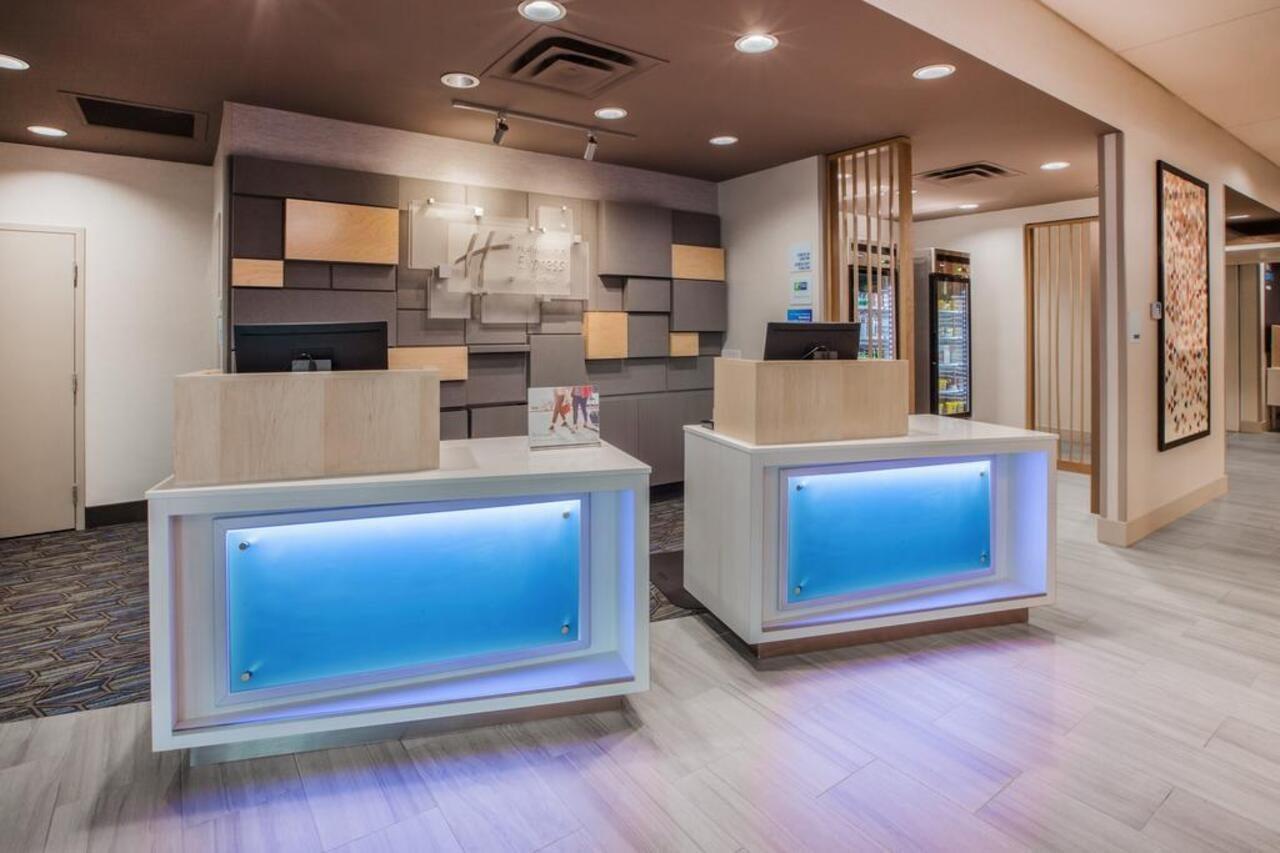 Holiday Inn Express & Suites Purcell By Ihg Экстерьер фото